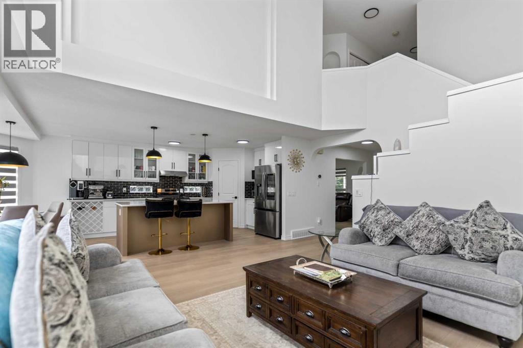 7 Country Hills Park NW - 11