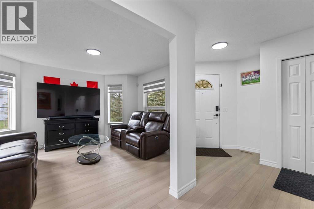 7 Country Hills Park NW - 21