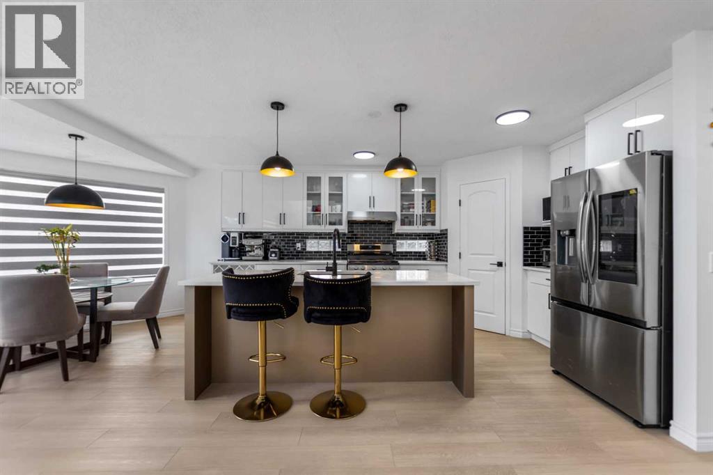 7 Country Hills Park NW - 24
