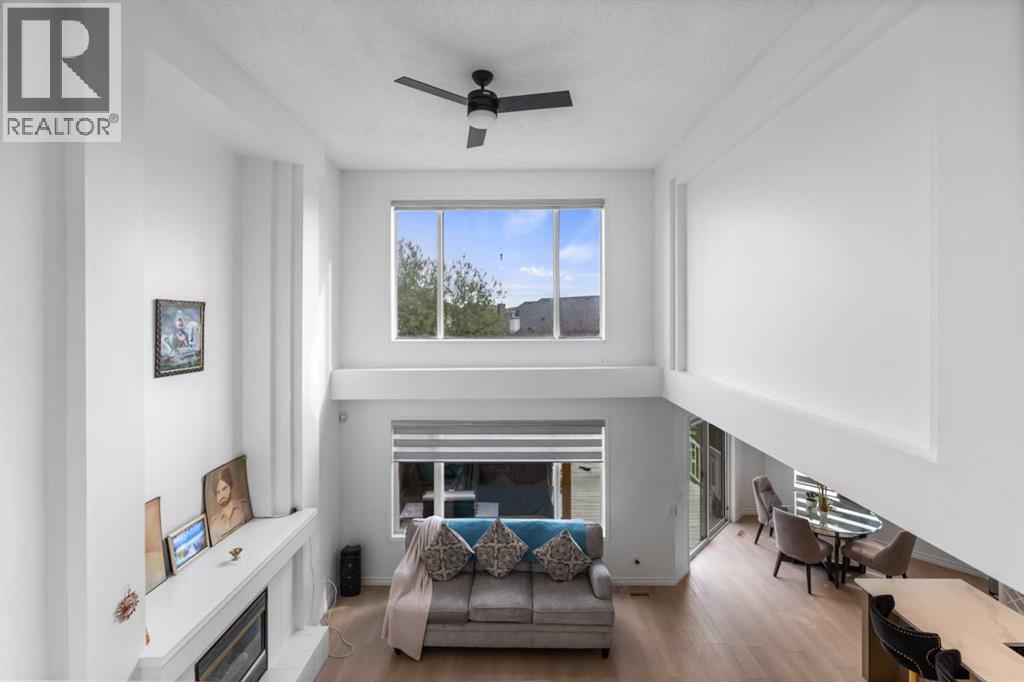 7 Country Hills Park NW - 15
