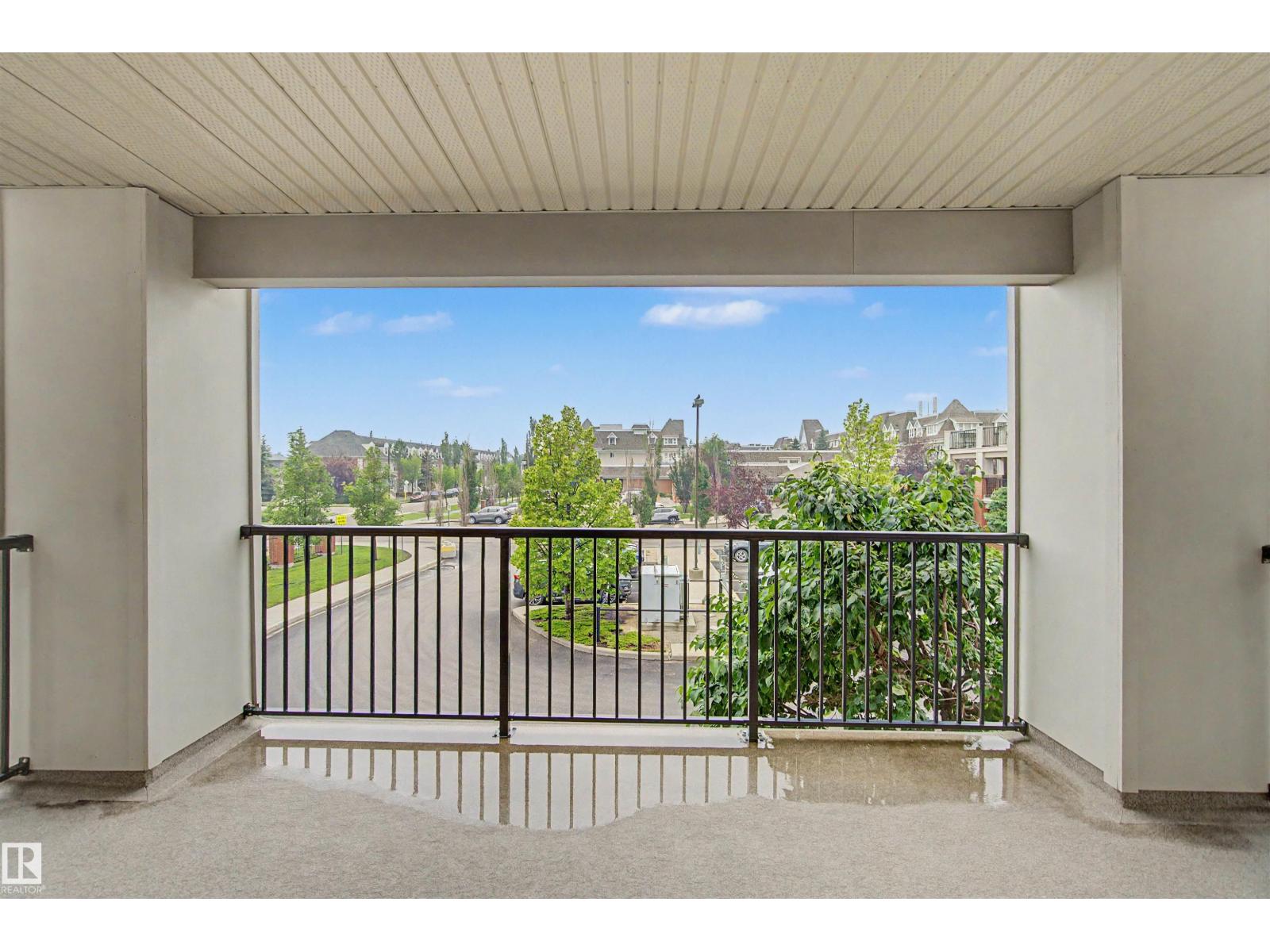 #215 4450 MCCRAE AV NW - 30