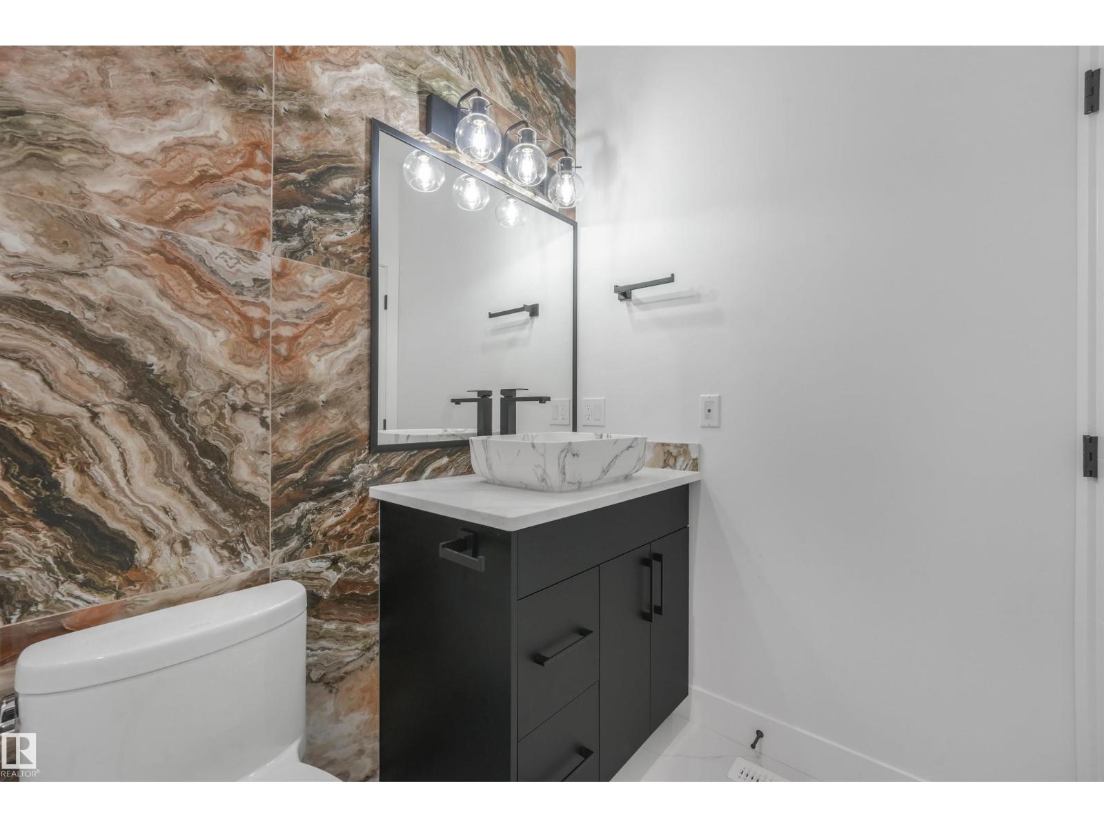 3507 44 Avenue - 35