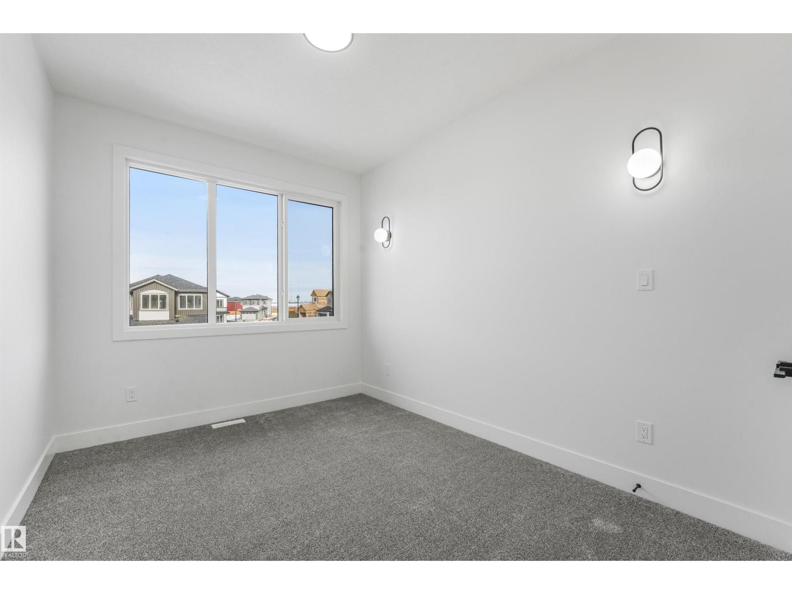 3507 44 Avenue - 53