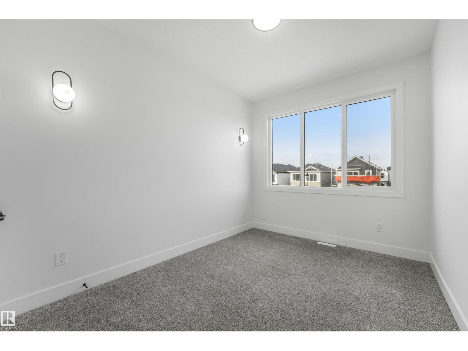 3507 44 Avenue - 55