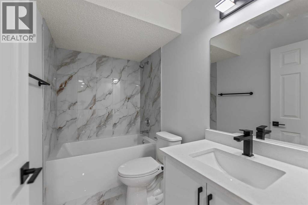 7 Country Hills Park NW - 45