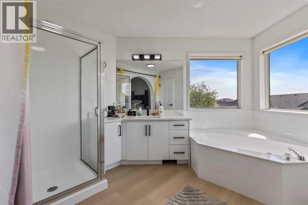 7 Country Hills Park NW - 31