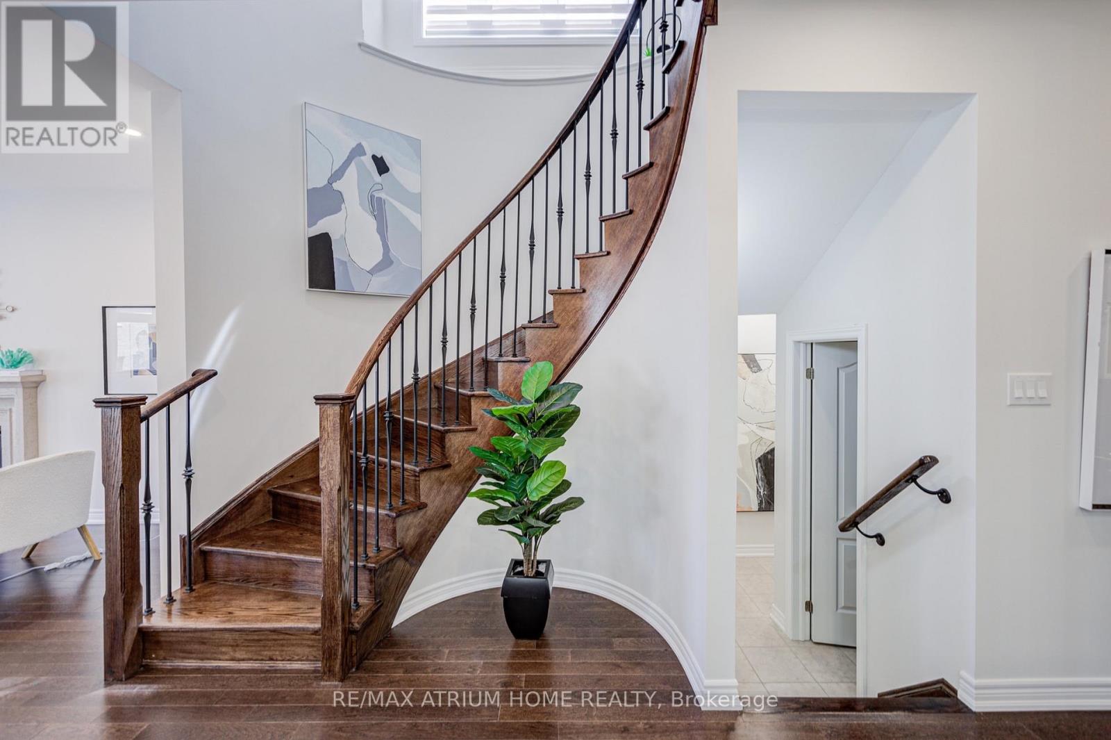 368 ROY HARPER AVENUE - 11