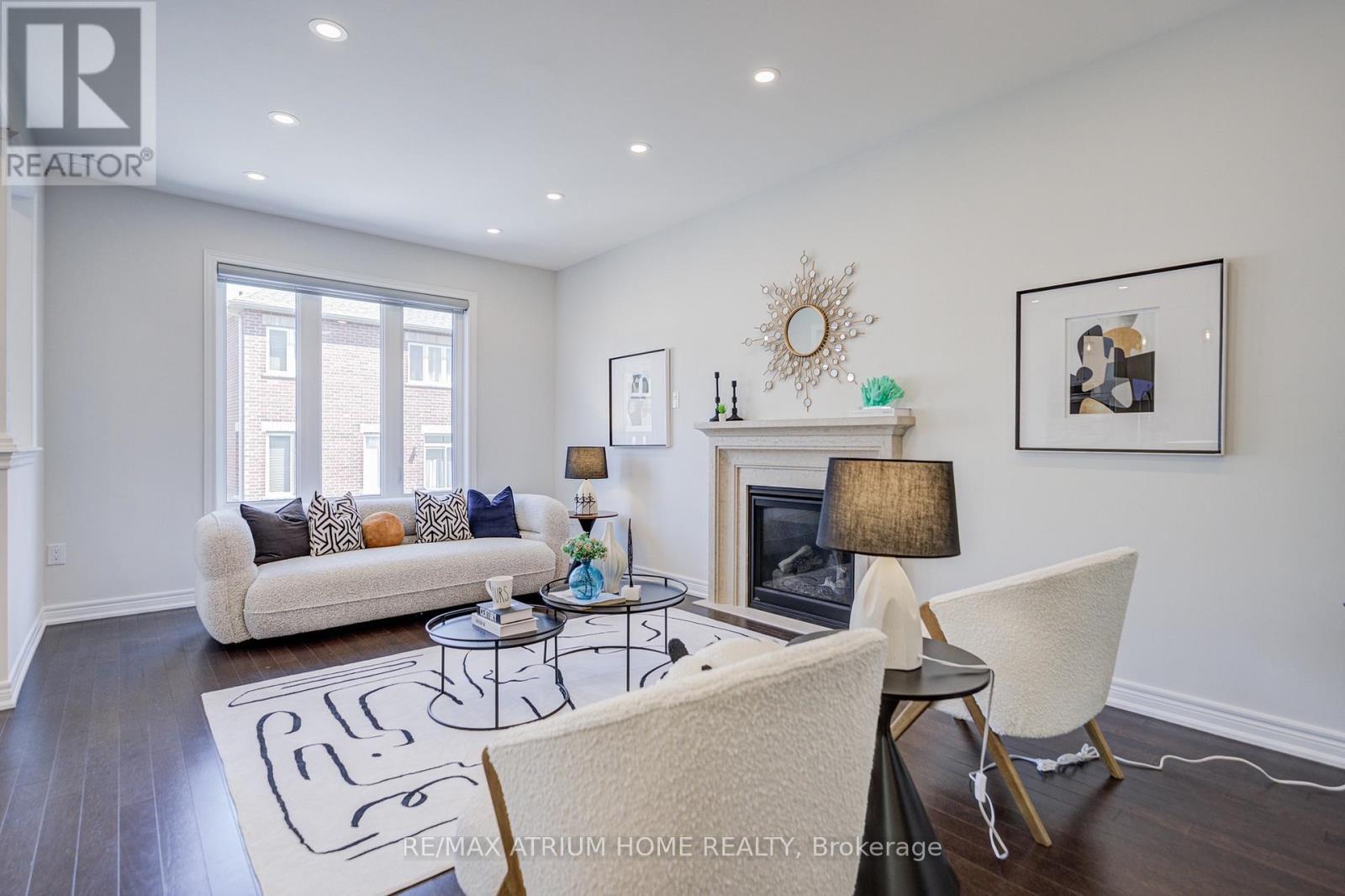 368 ROY HARPER AVENUE - 12