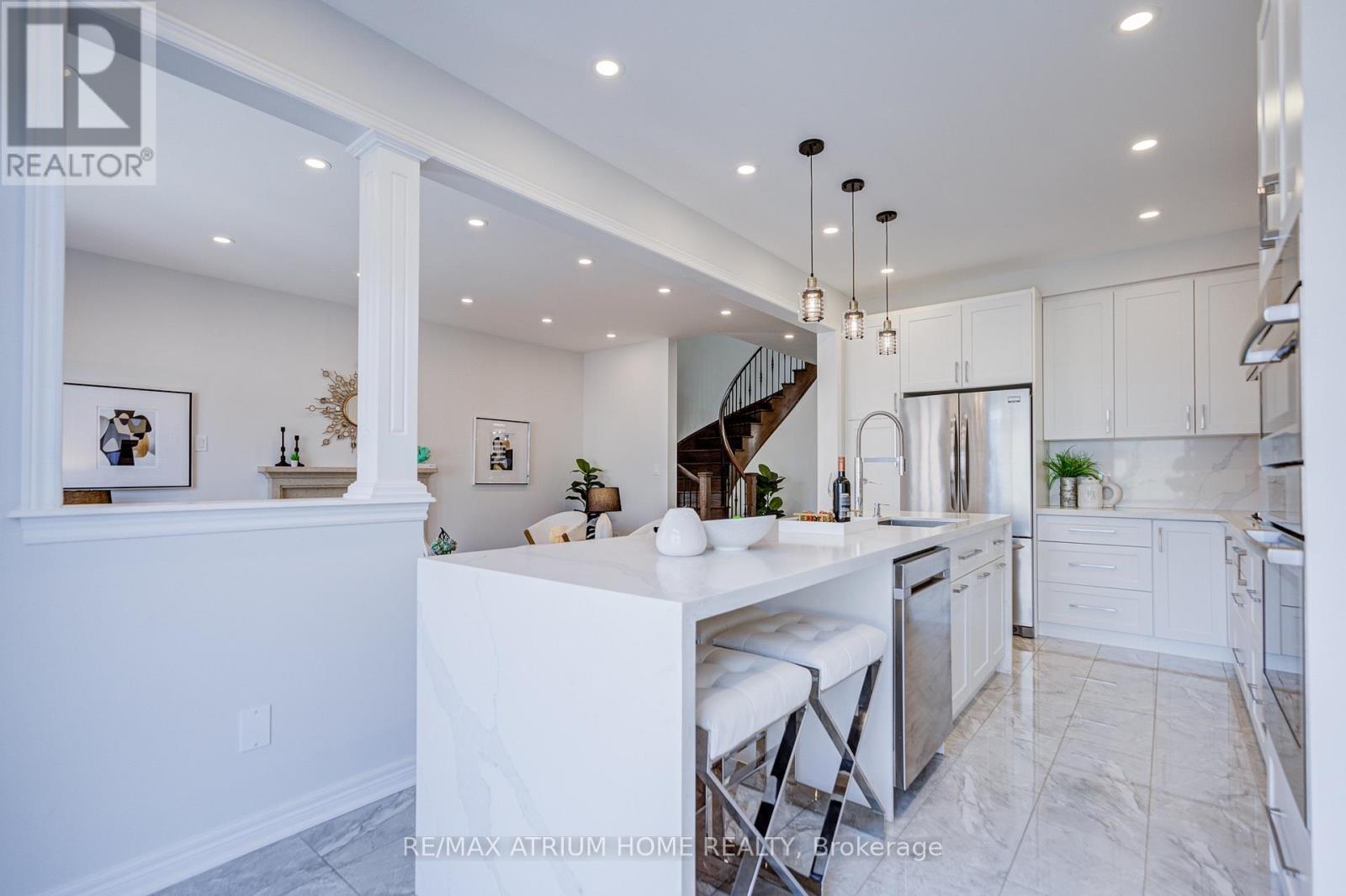 368 ROY HARPER AVENUE - 17