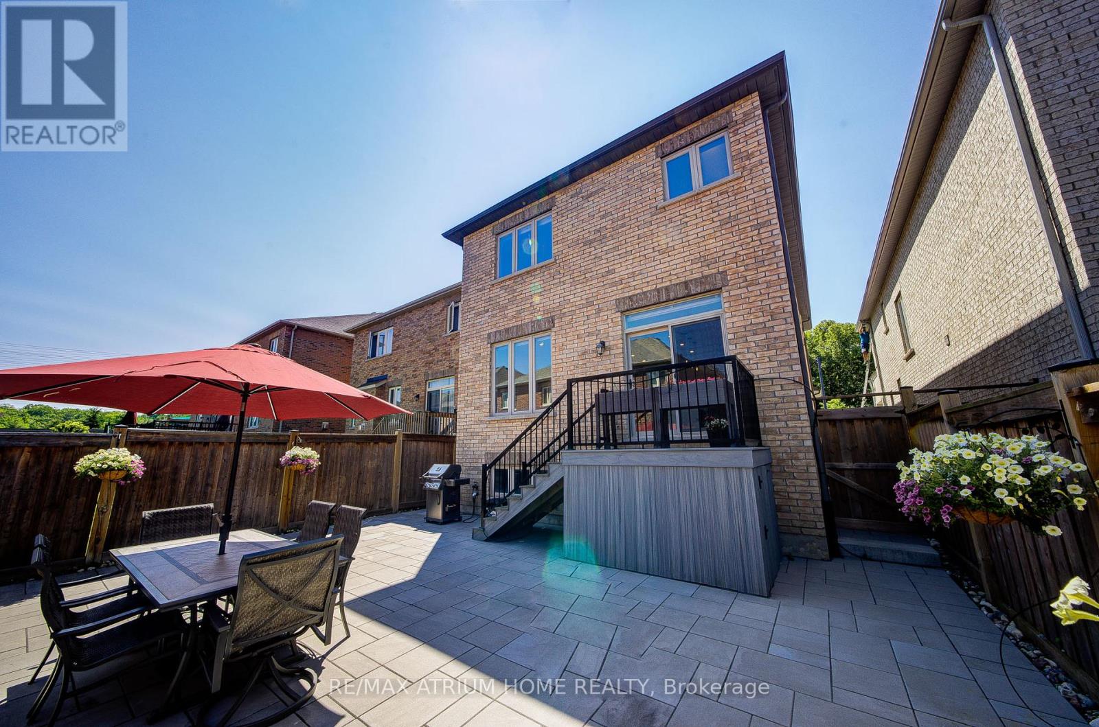 368 ROY HARPER AVENUE - 34