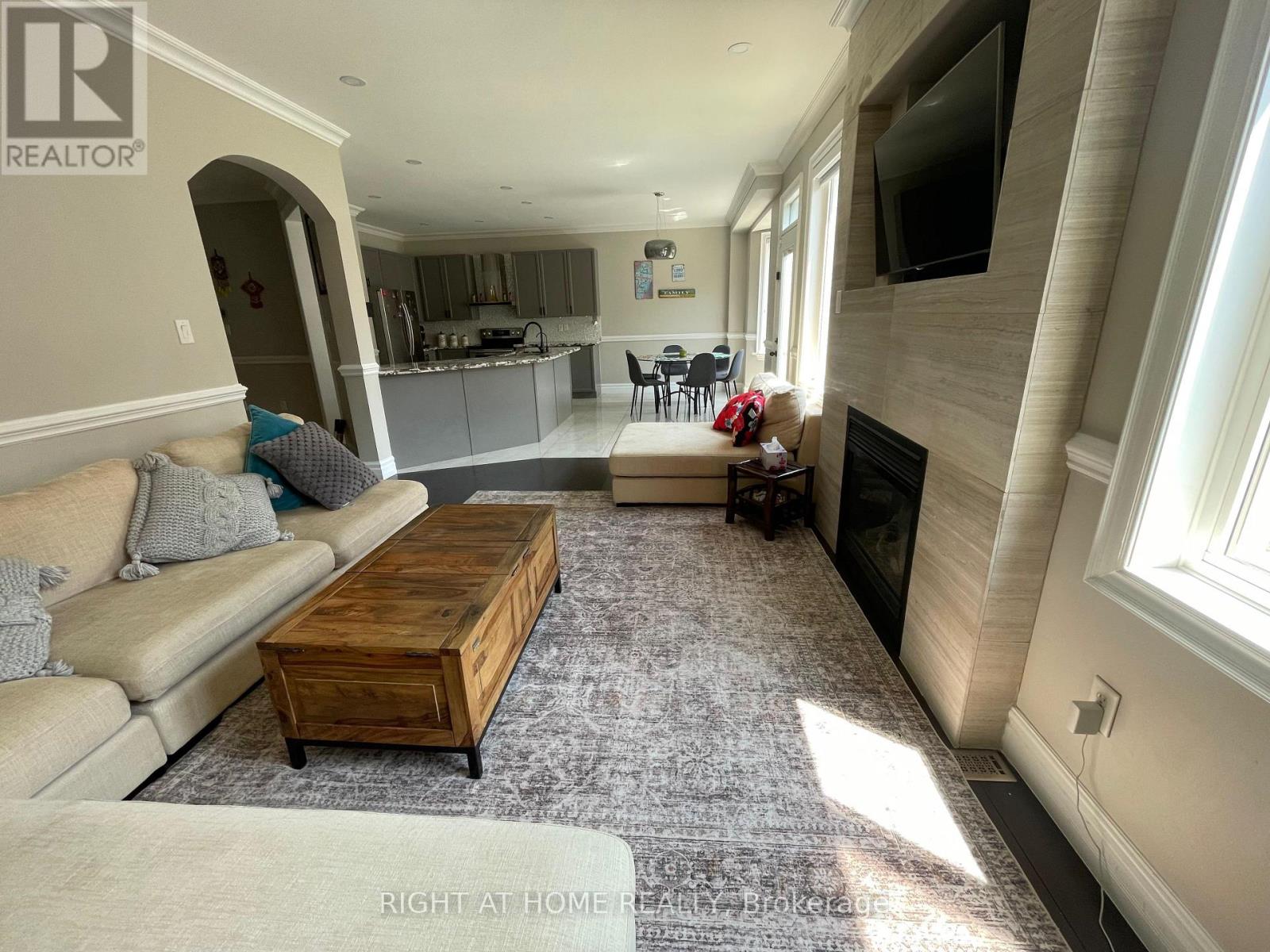 39 SCARLETT TRAIL - 18