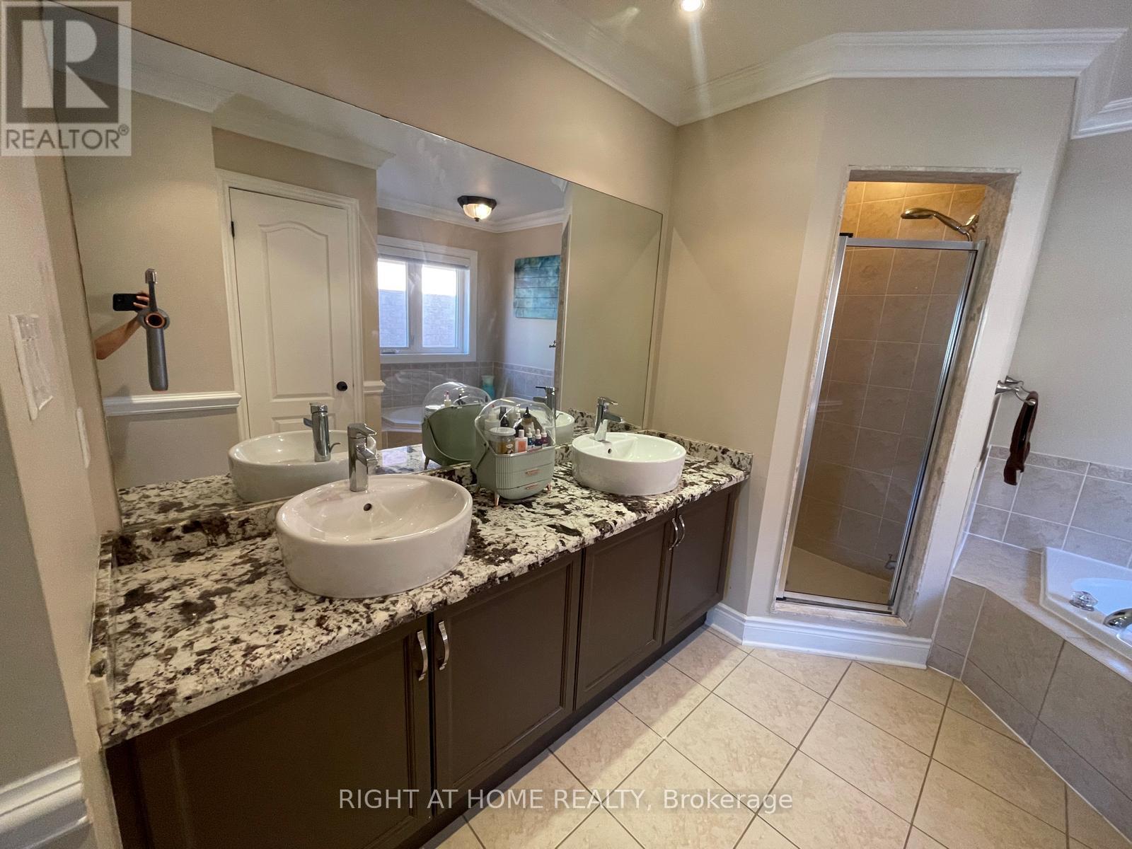 39 SCARLETT TRAIL - 32
