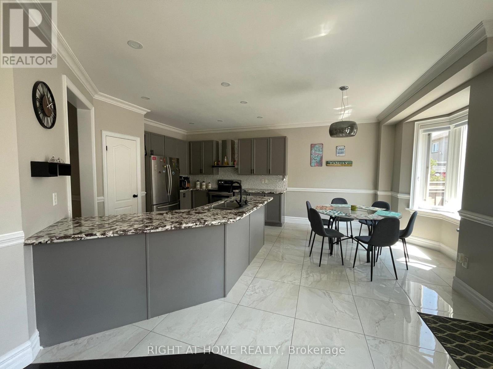 39 SCARLETT TRAIL - 7