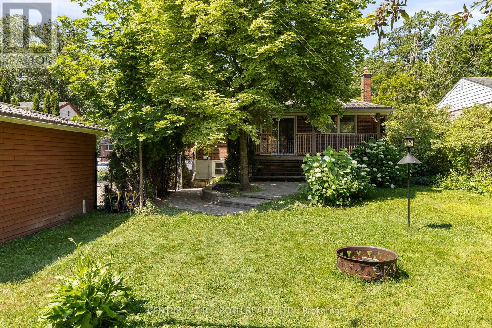 7 VINE STREET - 26