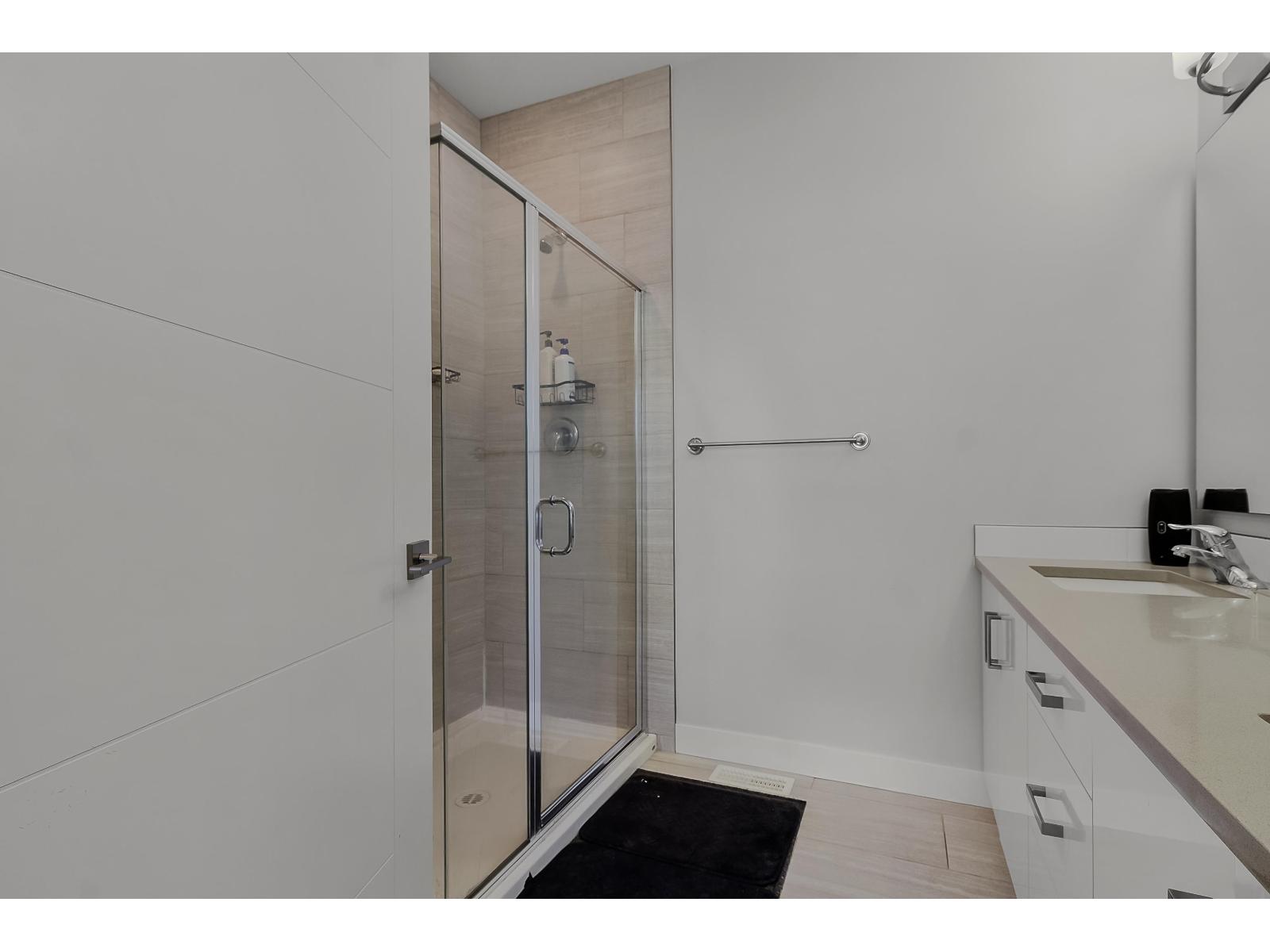 9 8413 MIDTOWN WAY, Chilliwack Proper South, Chilliwack