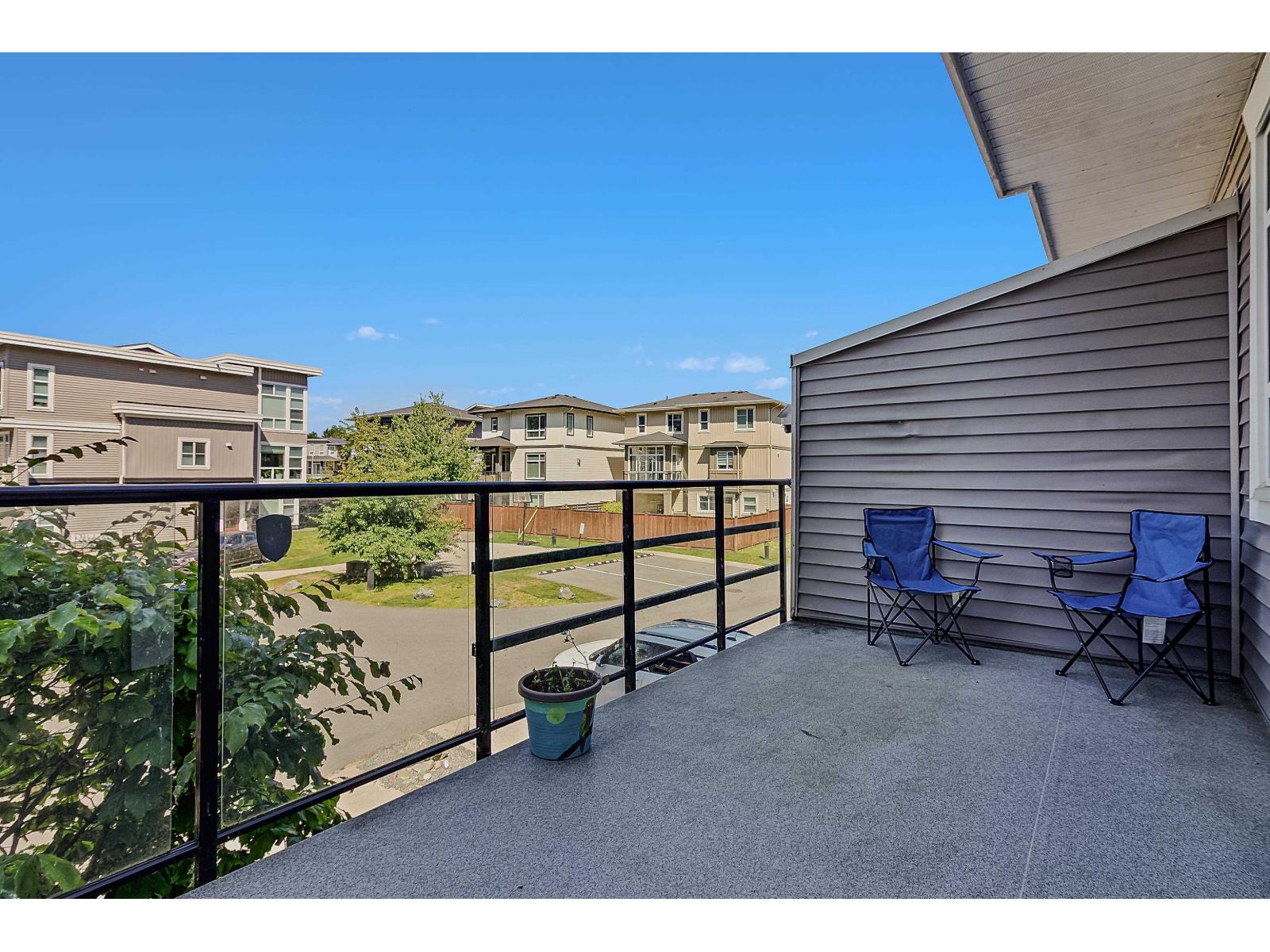 9 8413 MIDTOWN WAY, Chilliwack Proper South, Chilliwack