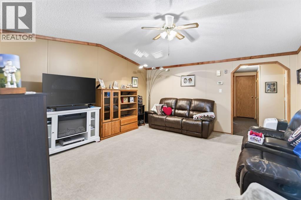 325, 37543 England Way - Image 24