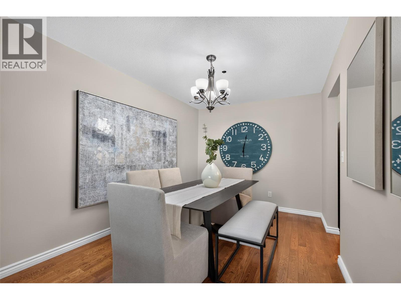 #206 1045 Sutherland Avenue - 8