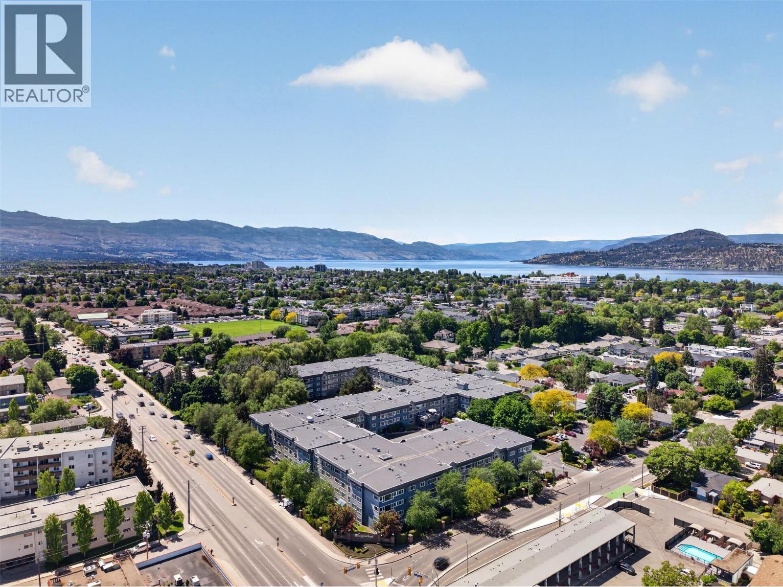 #206 1045 Sutherland Avenue - 39