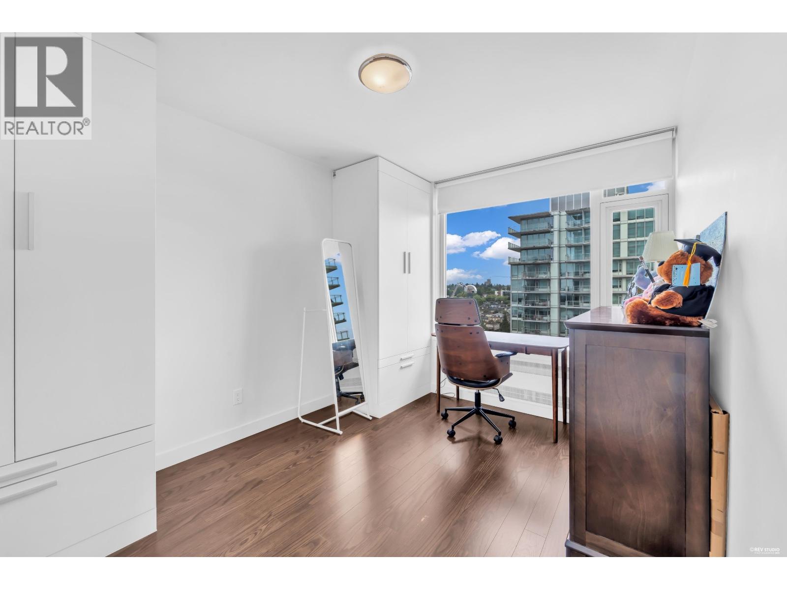2 Bed, 2 Bath House for Sale in Vancouver – 2304 8131 NUNAVUT LANE, Vancouver – MLS# R3148492 - Image 11