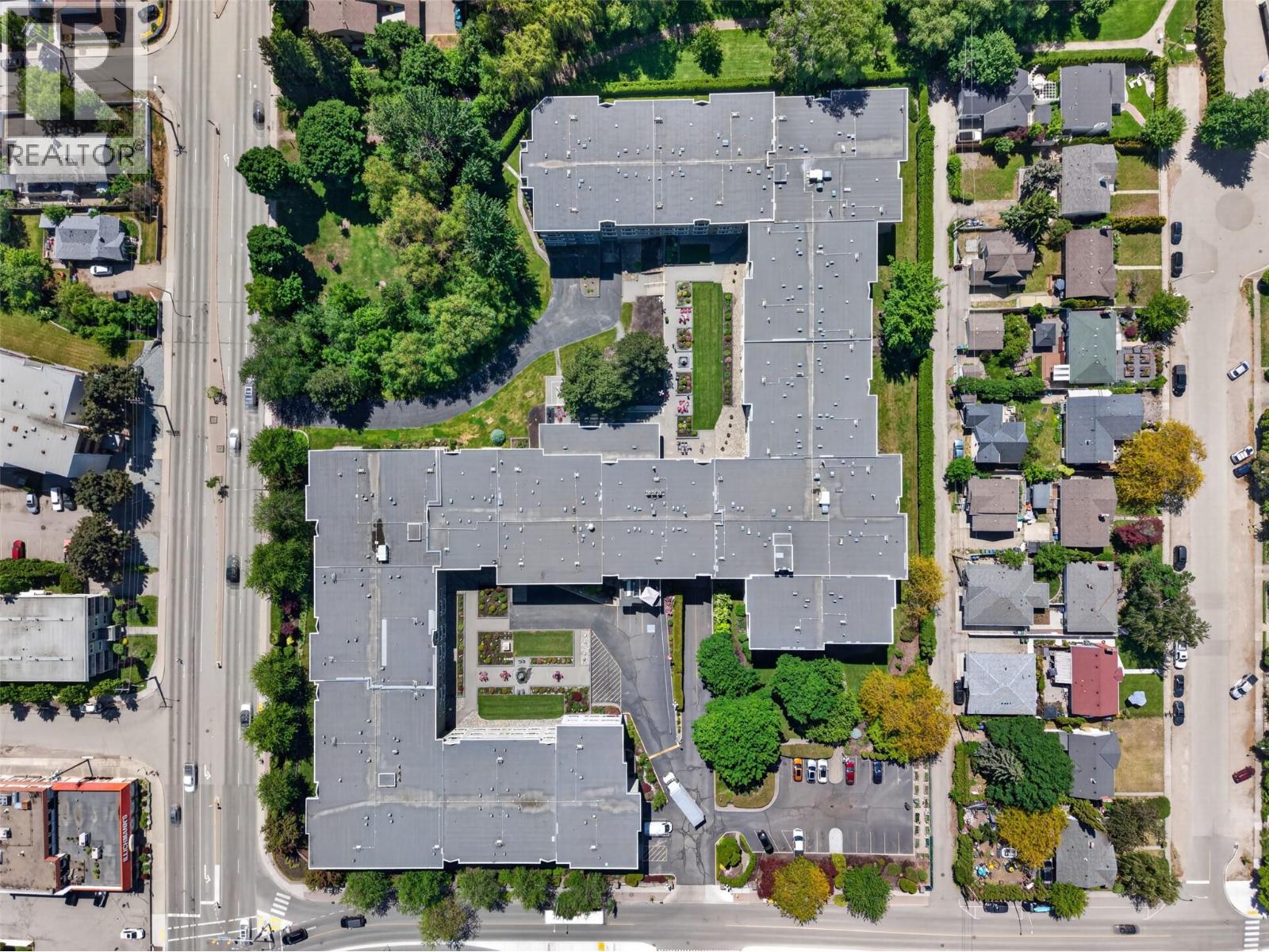 #206 1045 Sutherland Avenue - 37