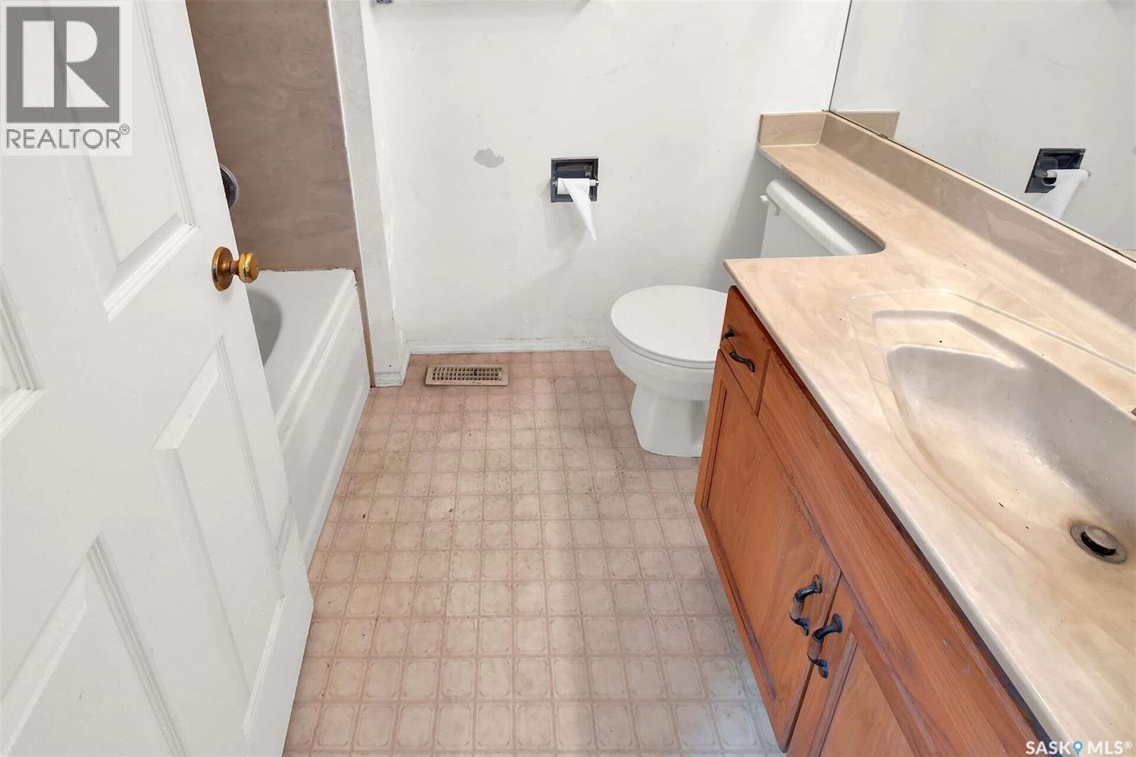 1716 Kilburn AVENUE - 17