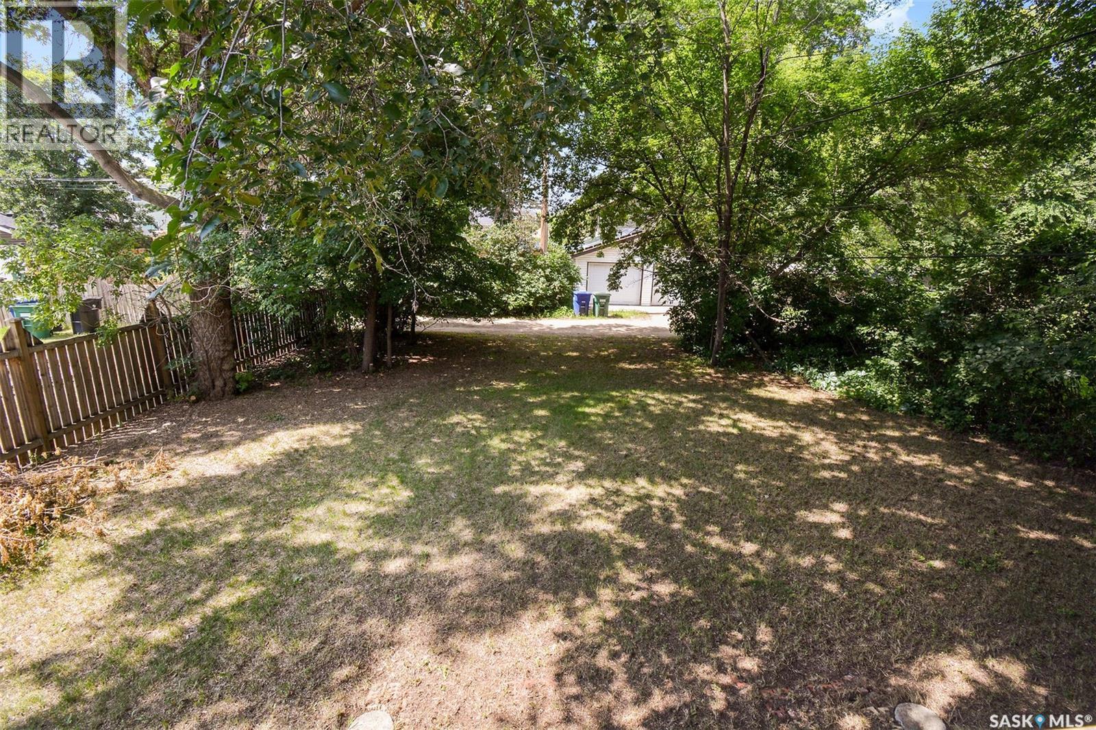 1716 Kilburn AVENUE - 26