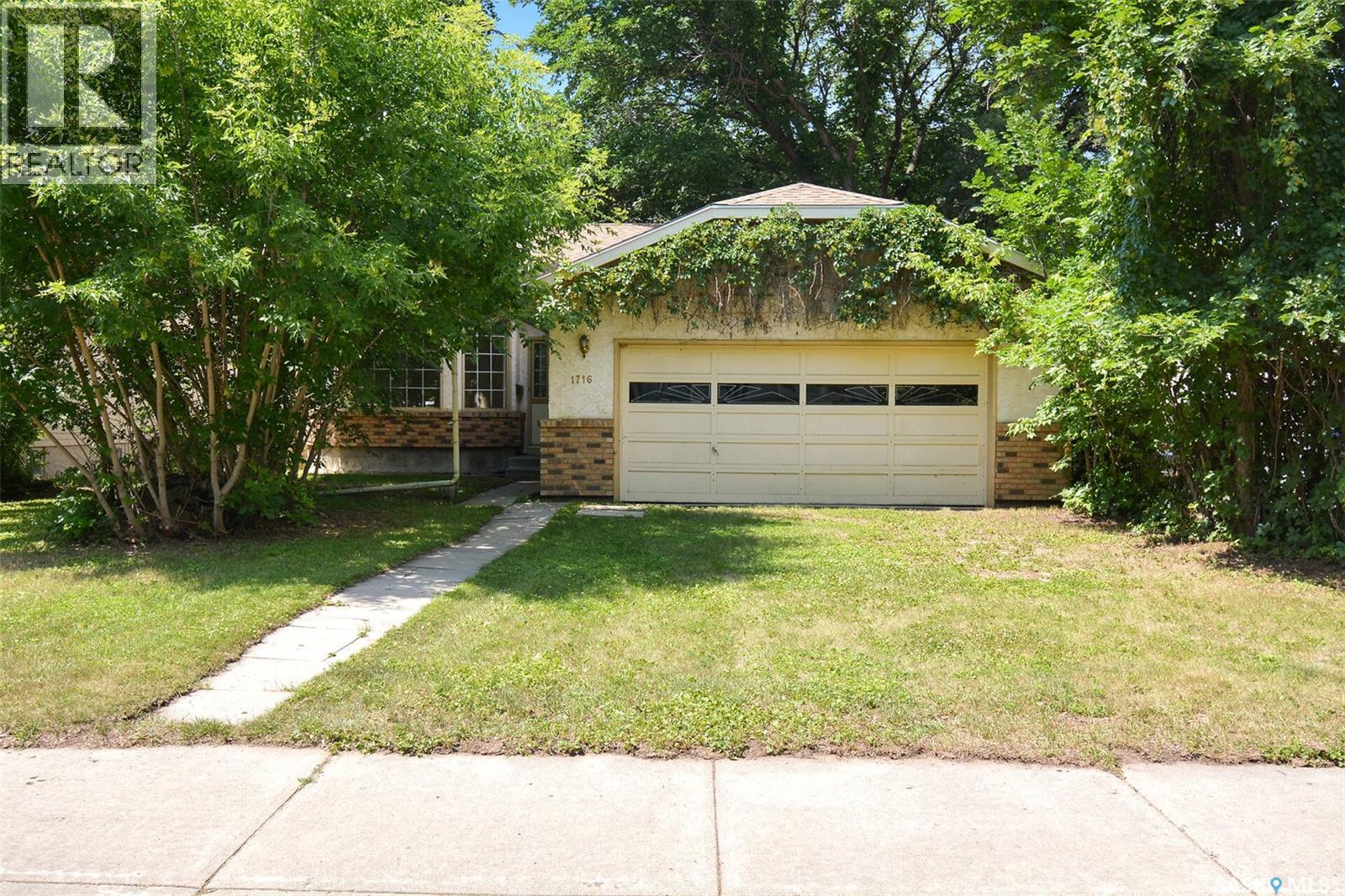 1716 Kilburn AVENUE - 3