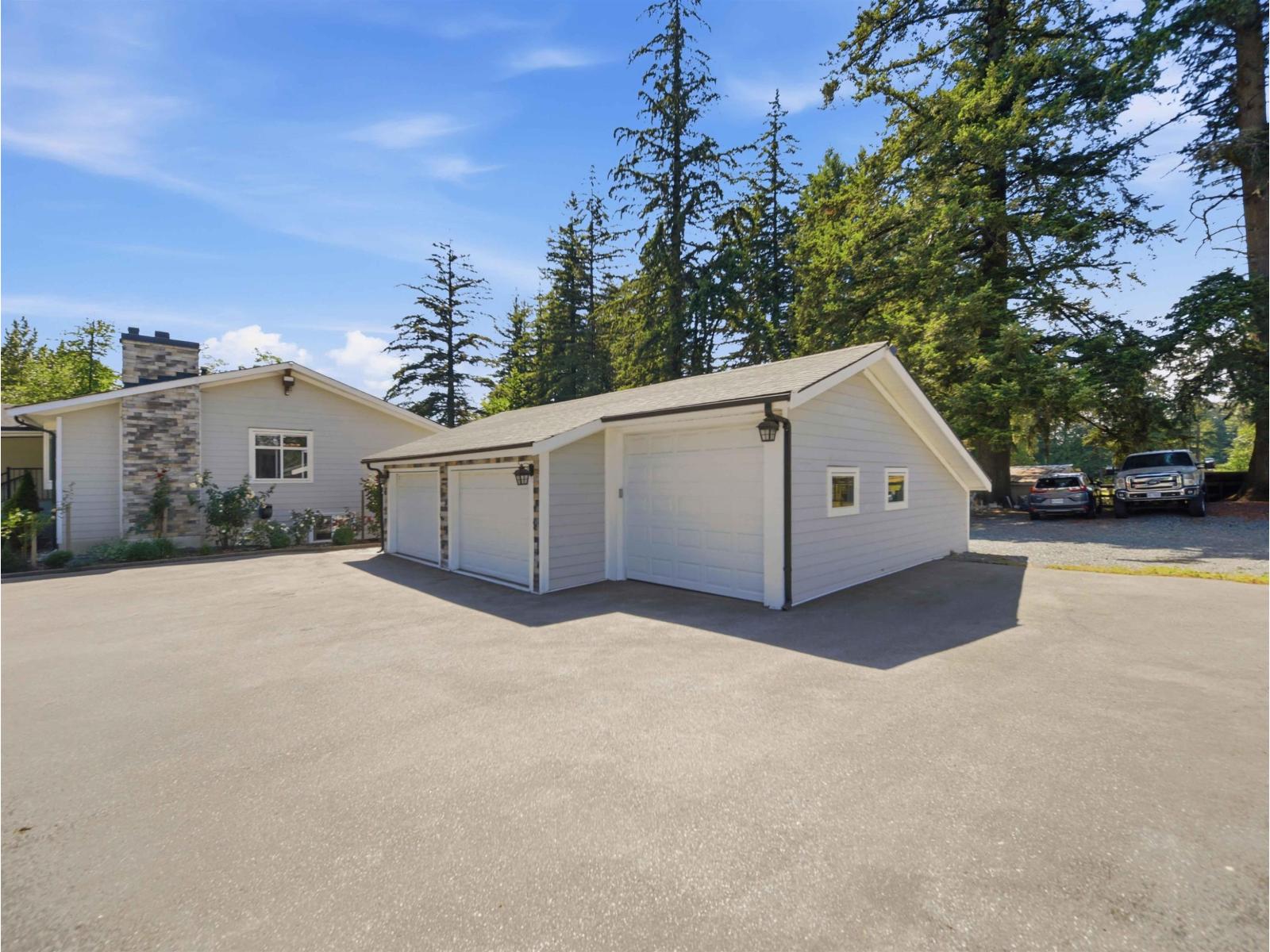6 Bed, 3 Bath House for Sale in Langley – 5871 264 STREET, Langley – MLS# R3146845 - Image 27