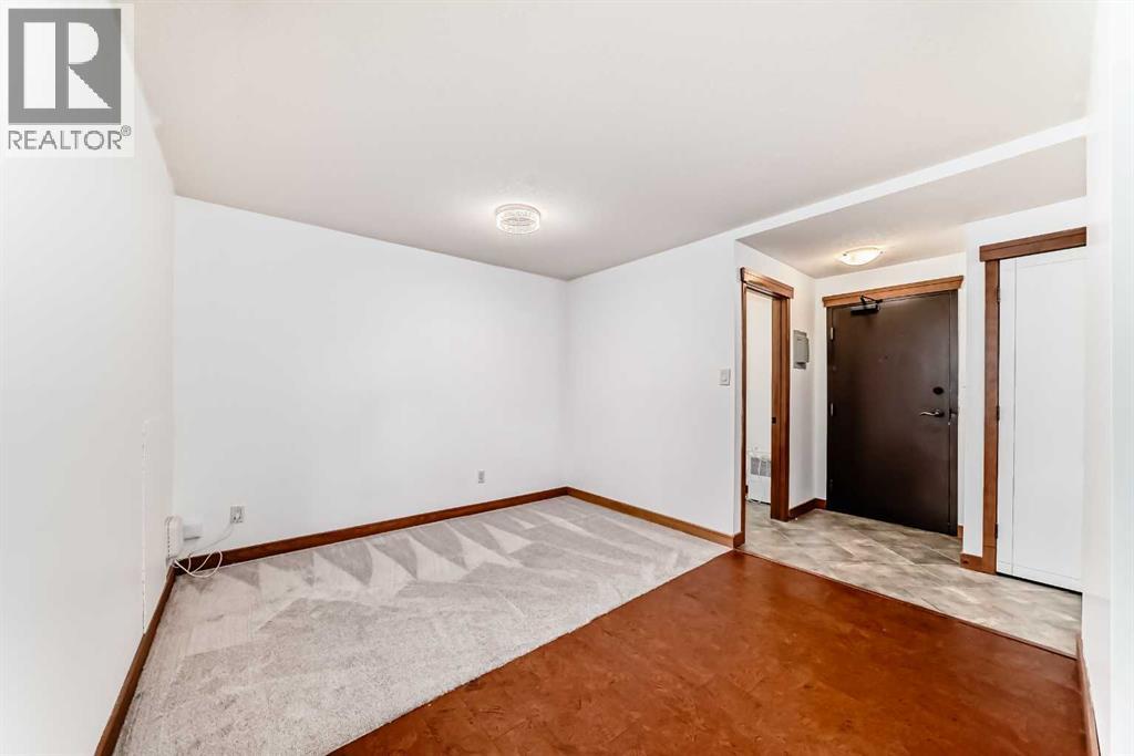 #112 315 50 Avenue SW - 17