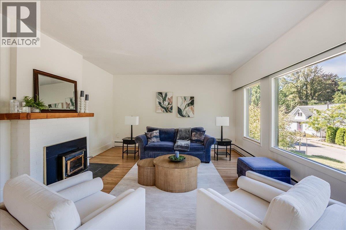 422 Maple Street - 4
