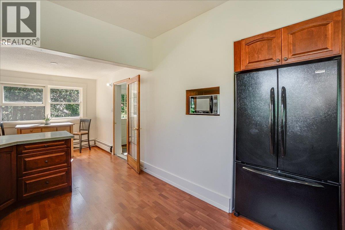 422 Maple Street - 15