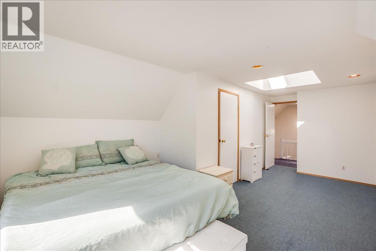 422 Maple Street - 31