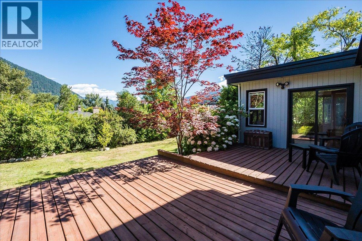 422 Maple Street - 47