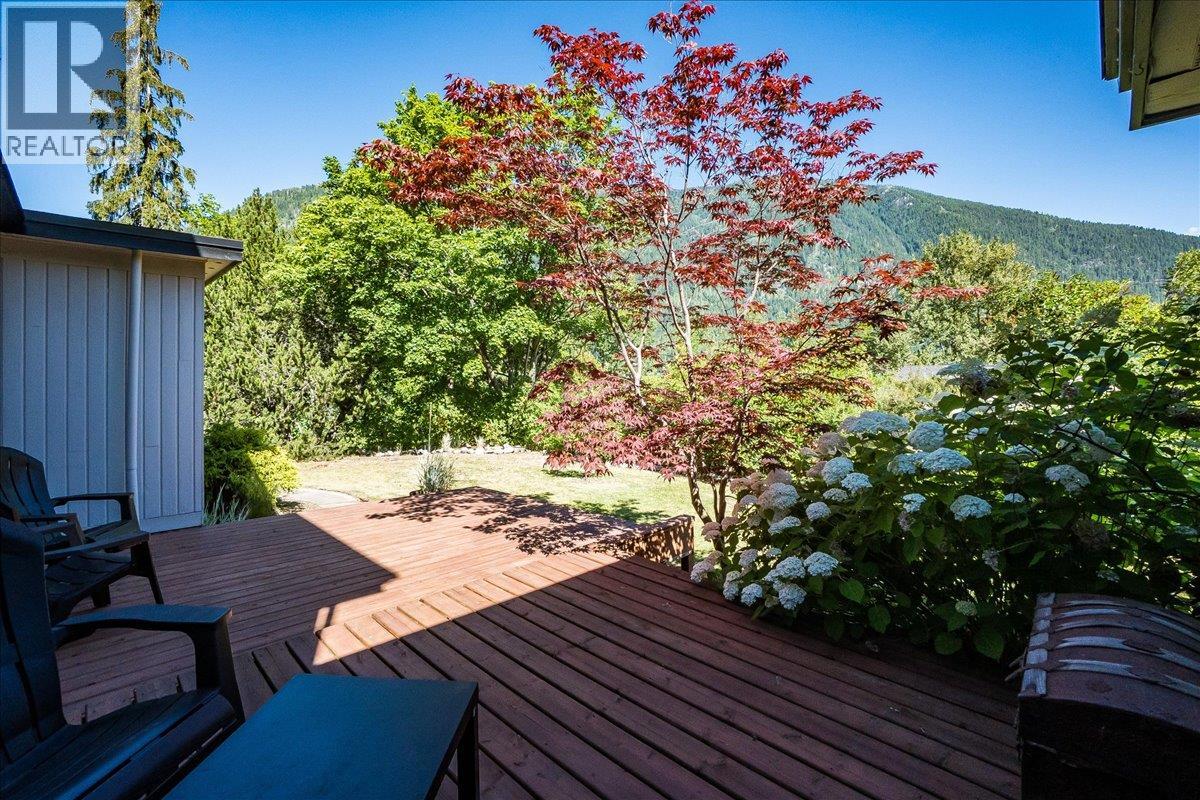 422 Maple Street - 49