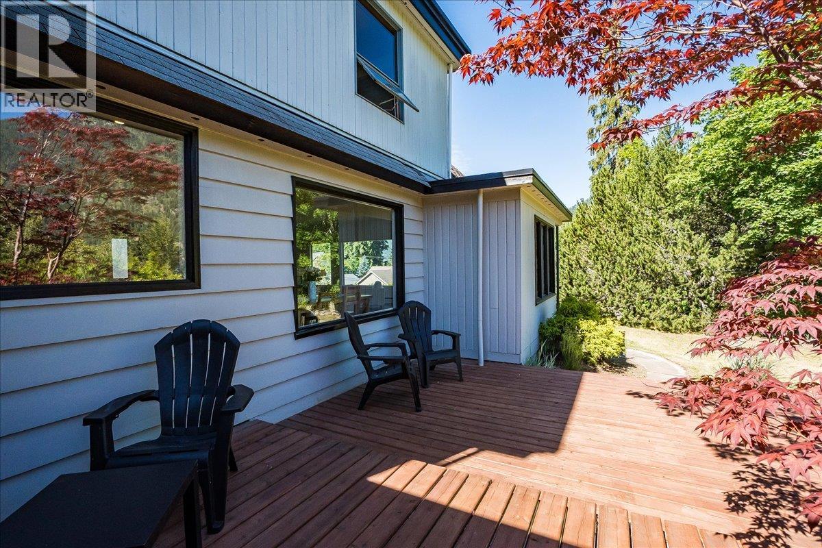422 Maple Street - 48