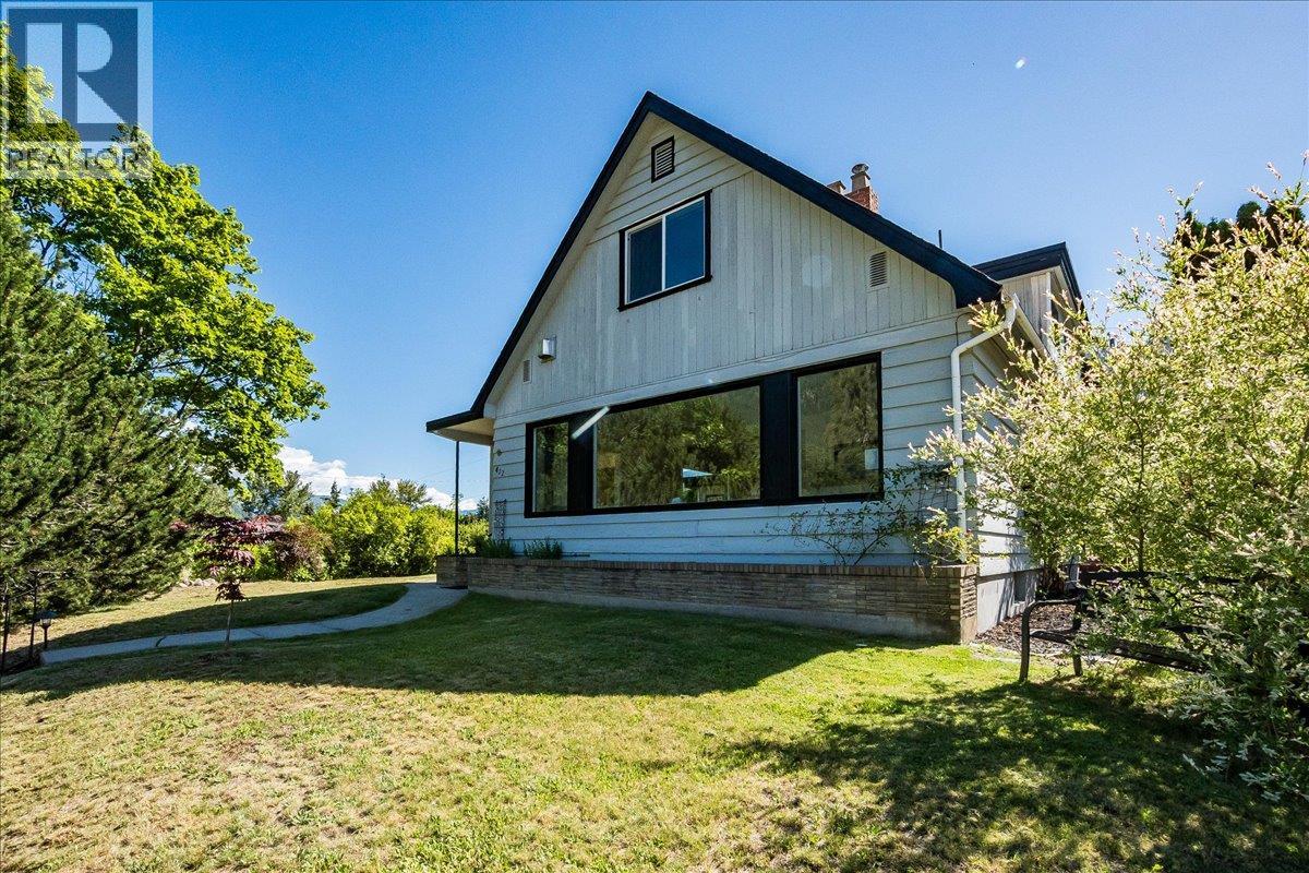 422 Maple Street - 50