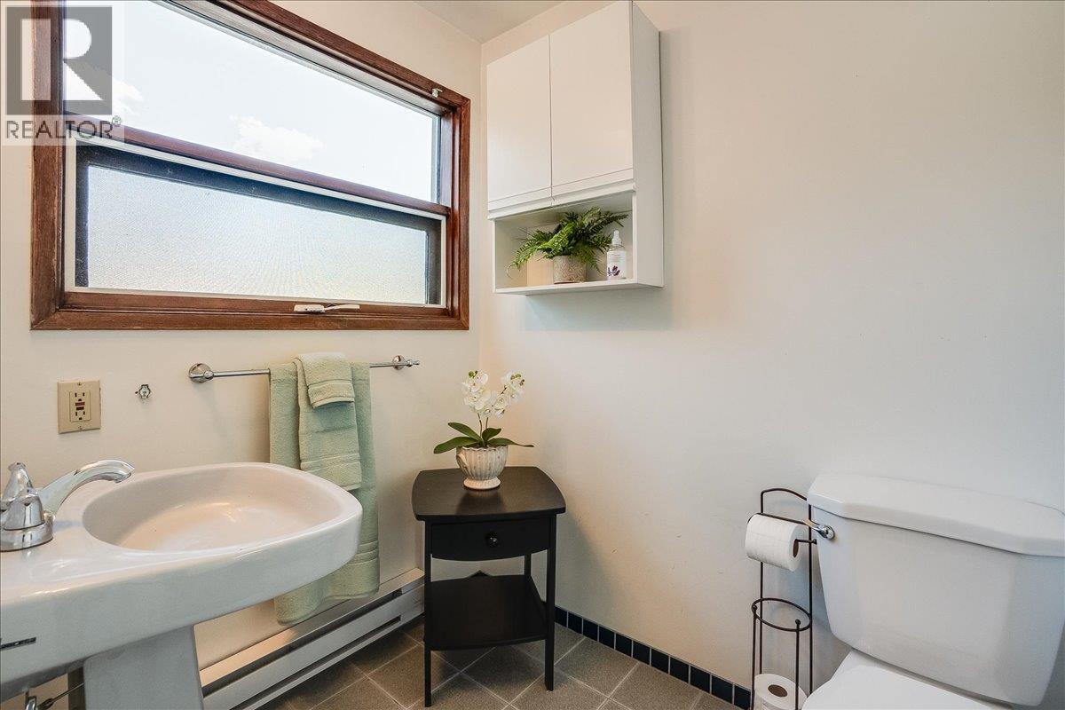 422 Maple Street - 41