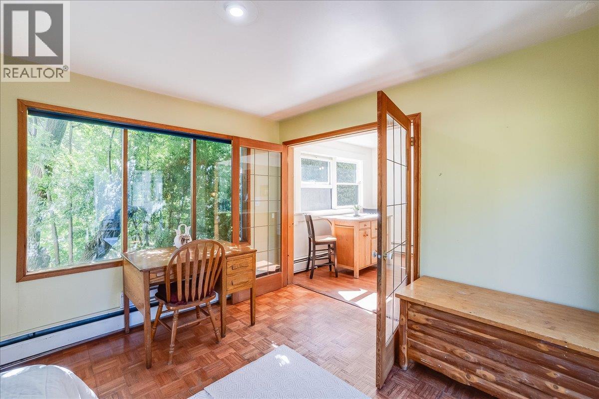422 Maple Street - 19