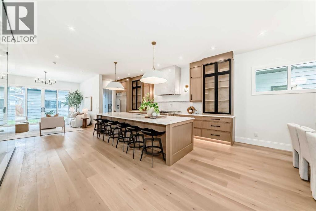 2034 52 Avenue SW - 3