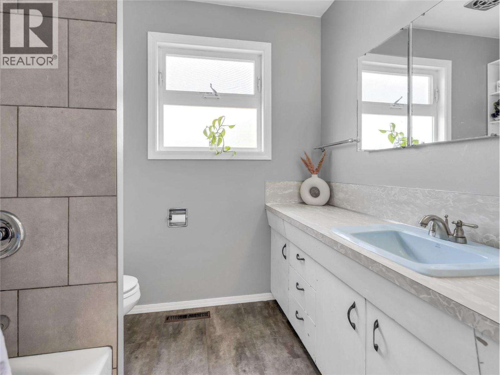 1477 CARMI Drive - 11