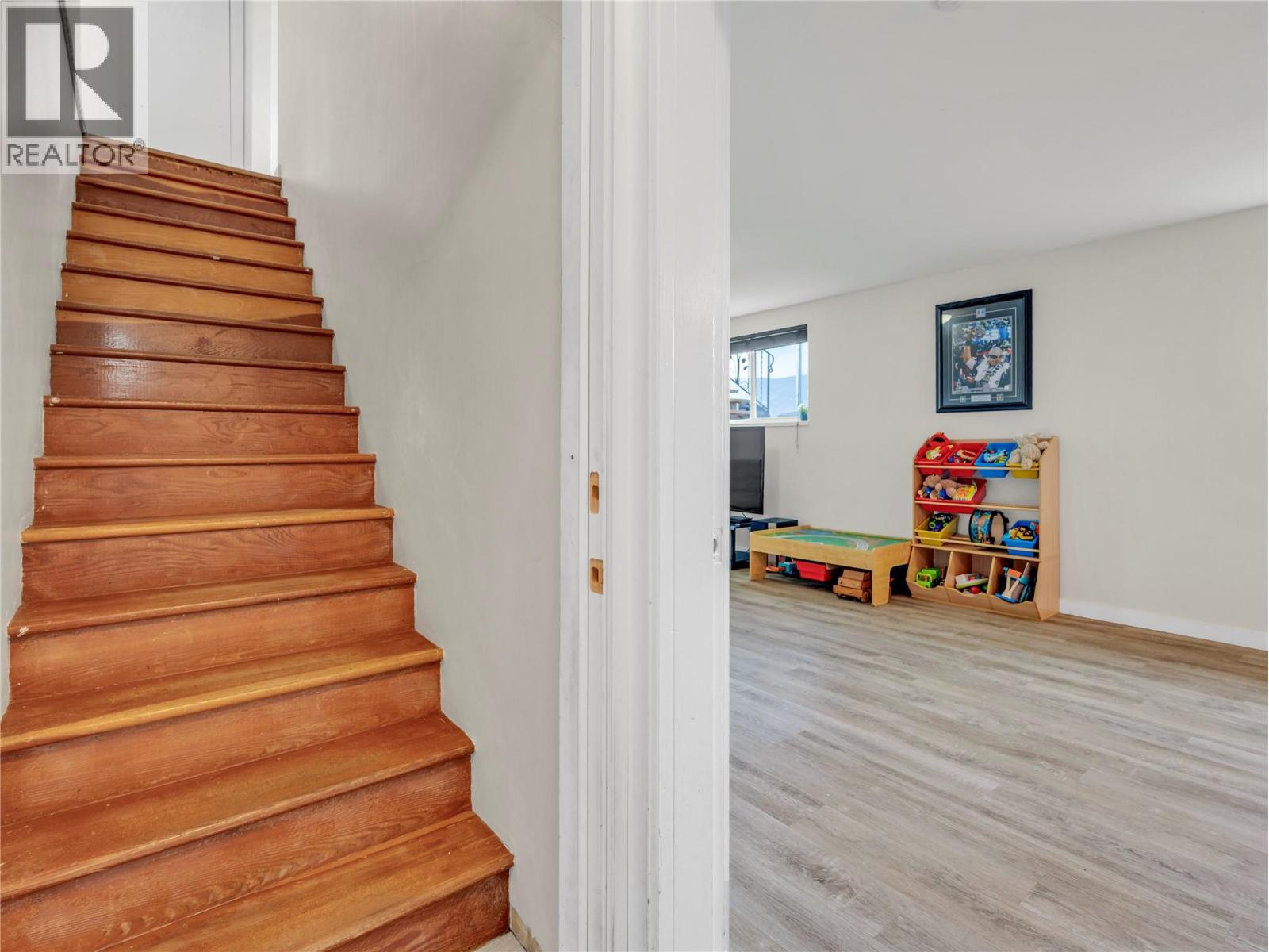 1477 CARMI Drive - 13