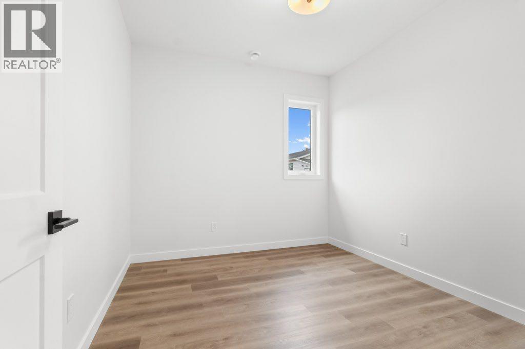 #5 5463 55 Avenue - 14
