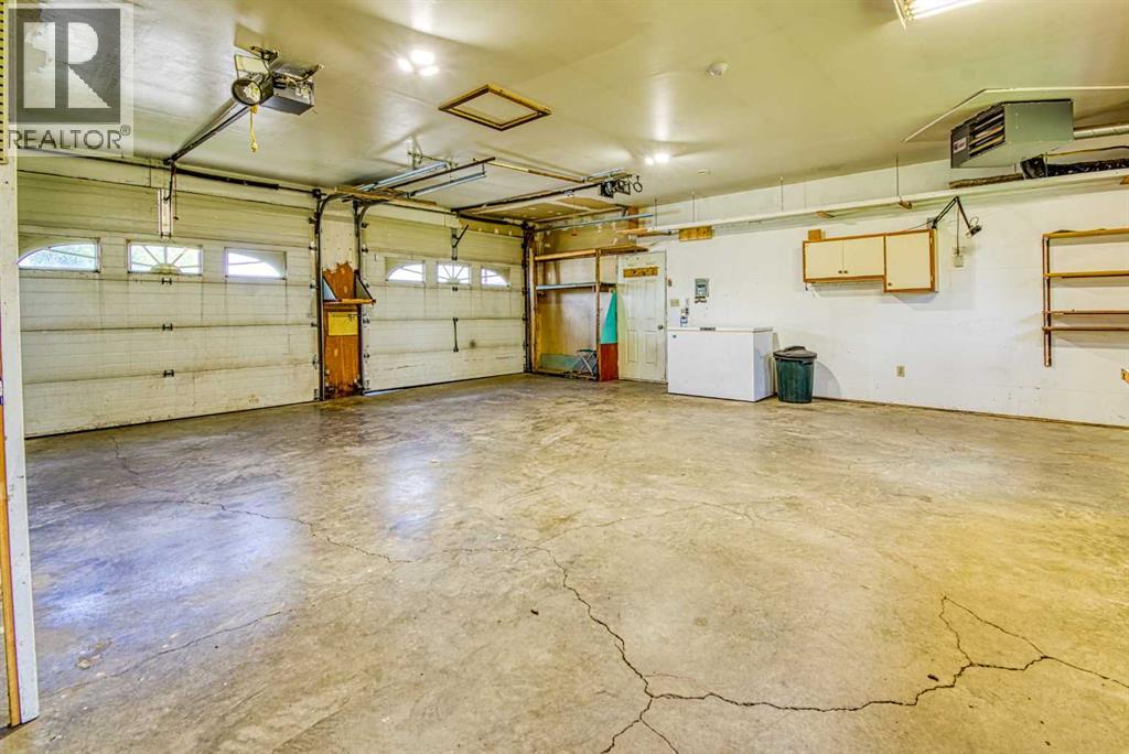 9709 107 Street - 32