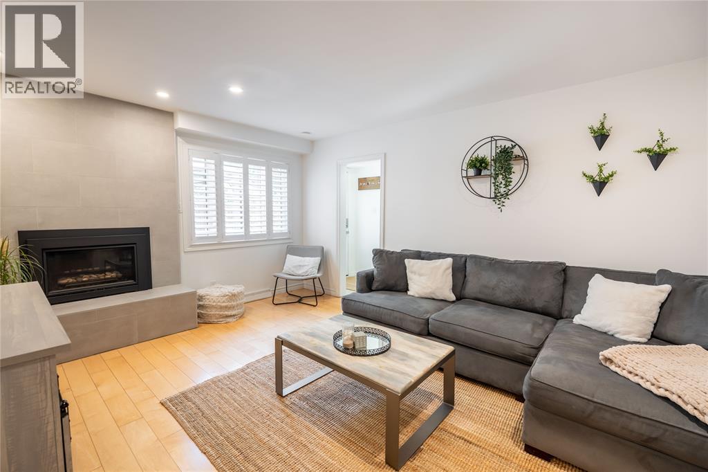 1726 Mills STREET - 15