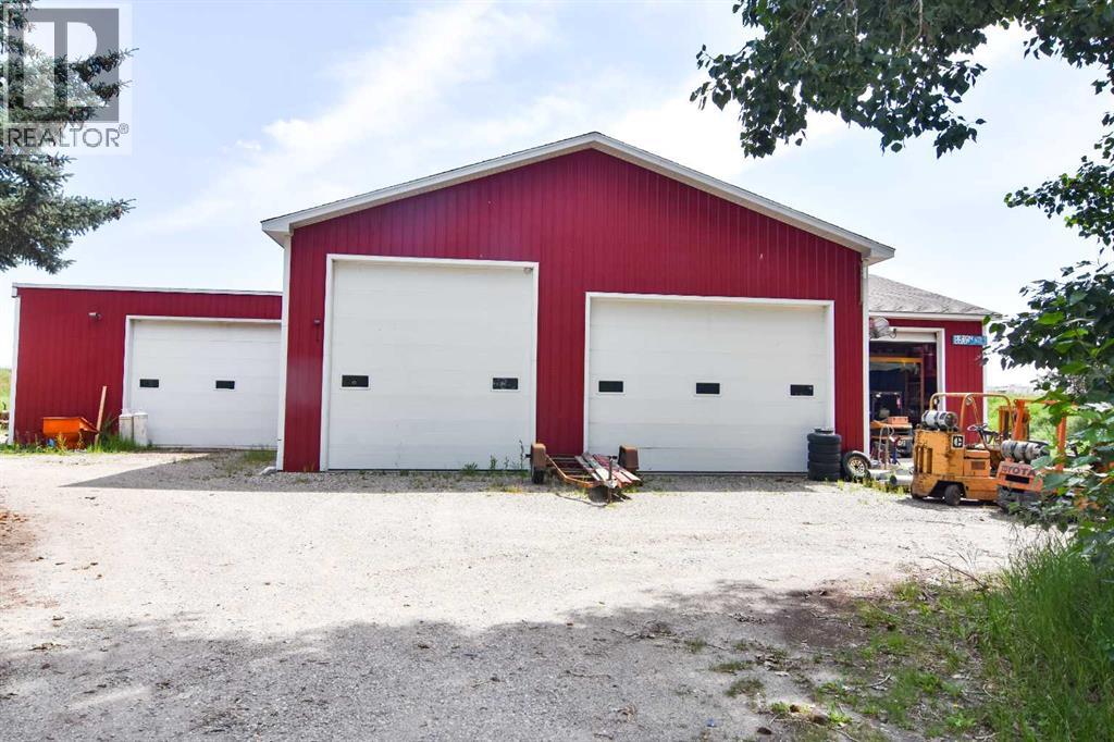 241053 Highway 24 - Image 17