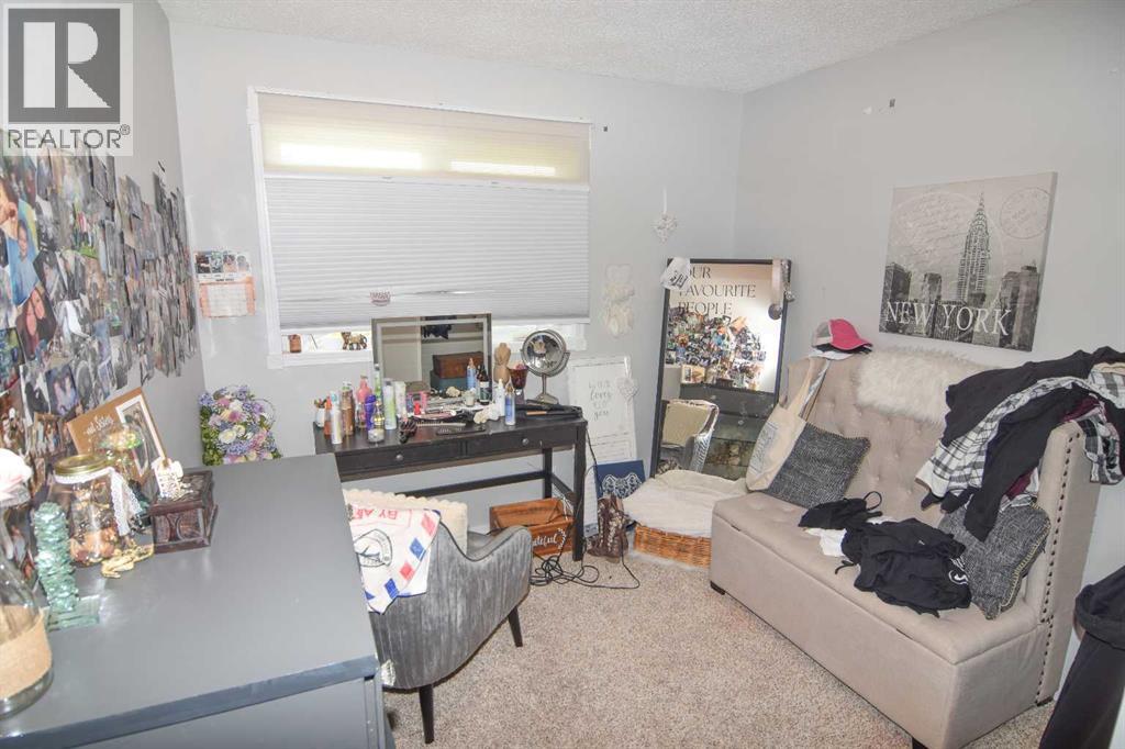 241053 Highway 24 - 35