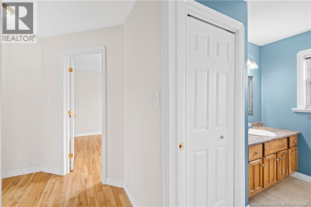 25 Clement Avenue - 20