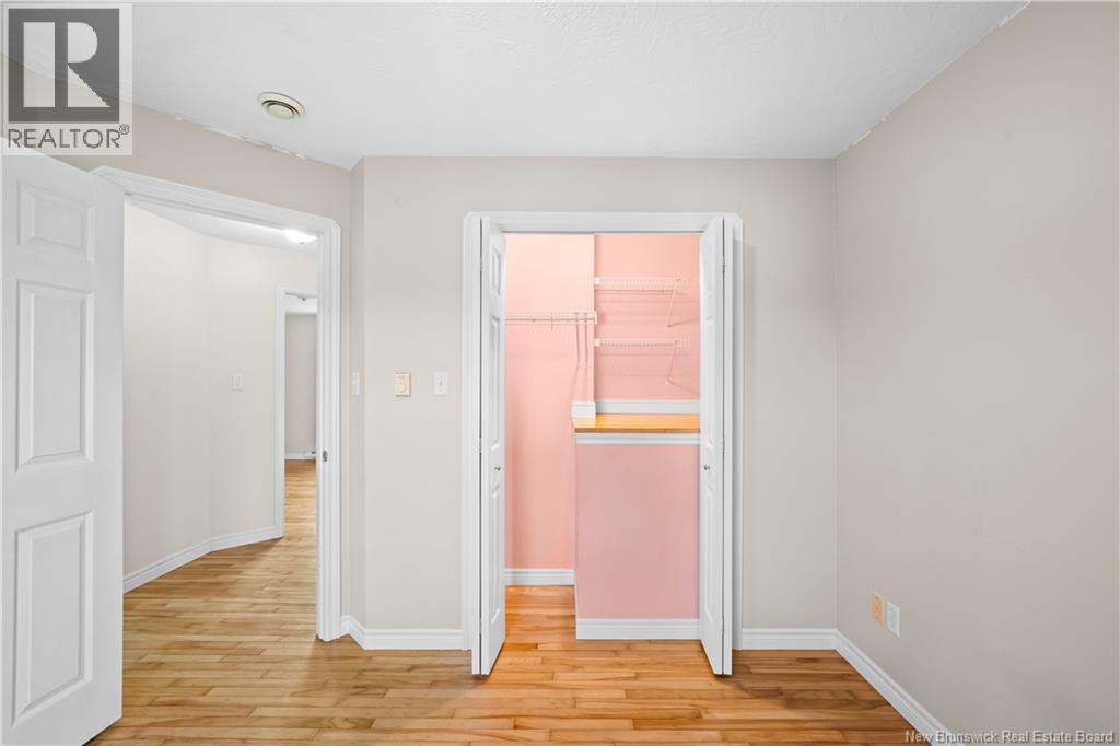 25 Clement Avenue - 28