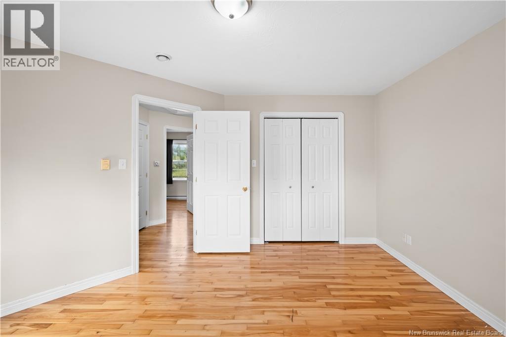 25 Clement Avenue - Image 24